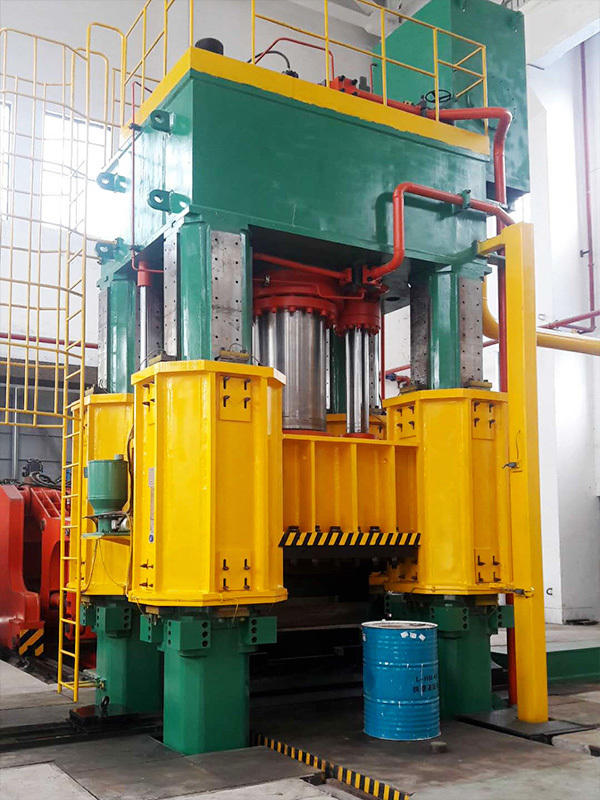 1250T快鍛(duàn)液壓機-漢中群峰(fēng)