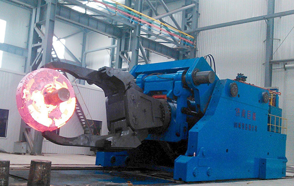 全液壓鍛造操(cao)作機