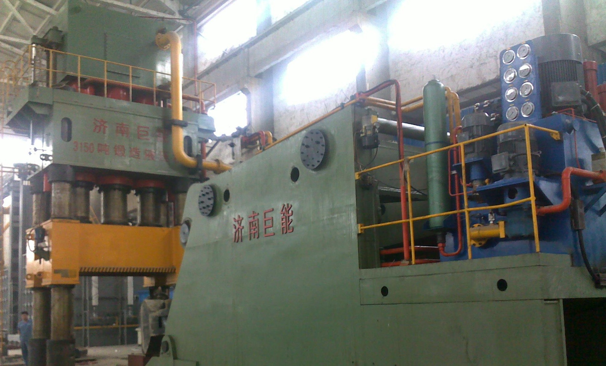 快速鍛(duan)造機組