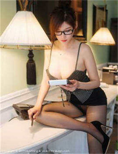 美女黄18岁以下禁看